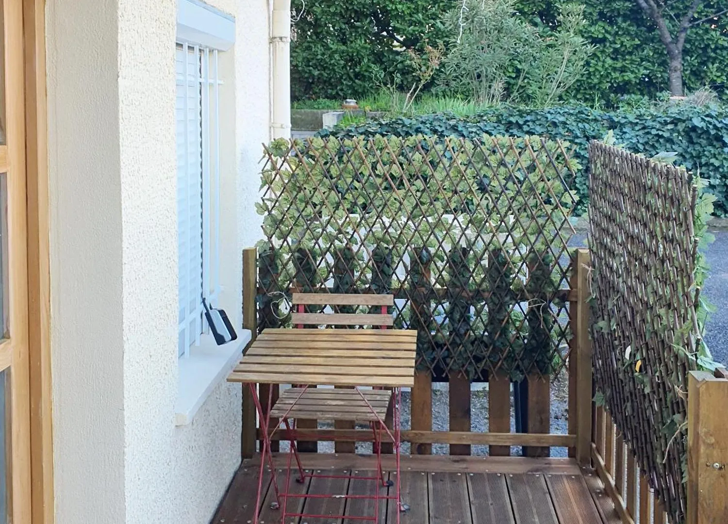 T2 Prive-8Min De Lyon-Parking Prive-Terrasse Apartment Irigny