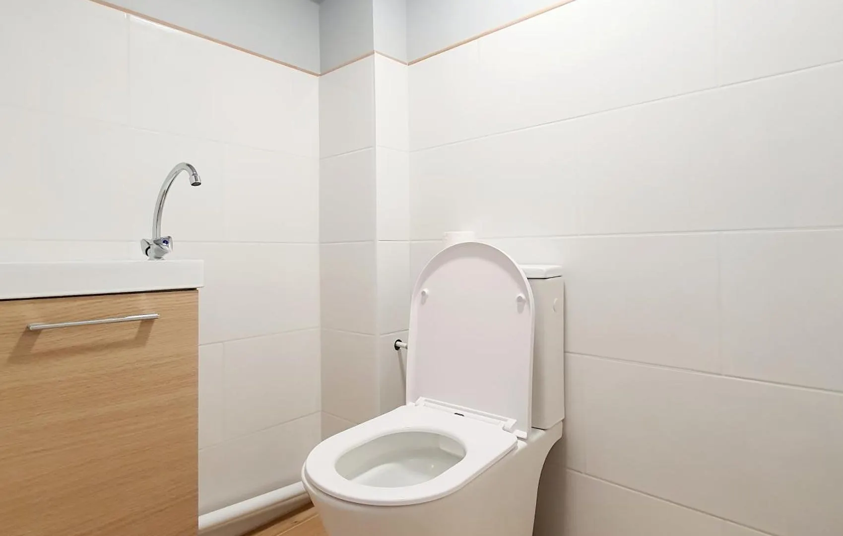 T2 Prive-8Min De Lyon-Parking Prive-Terrasse Apartment Irigny