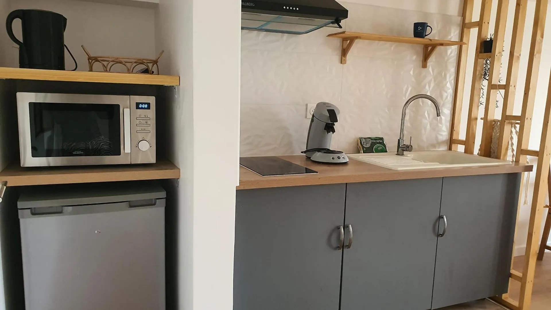 T2 Prive-8Min De Lyon-Parking Prive-Terrasse Apartment Irigny