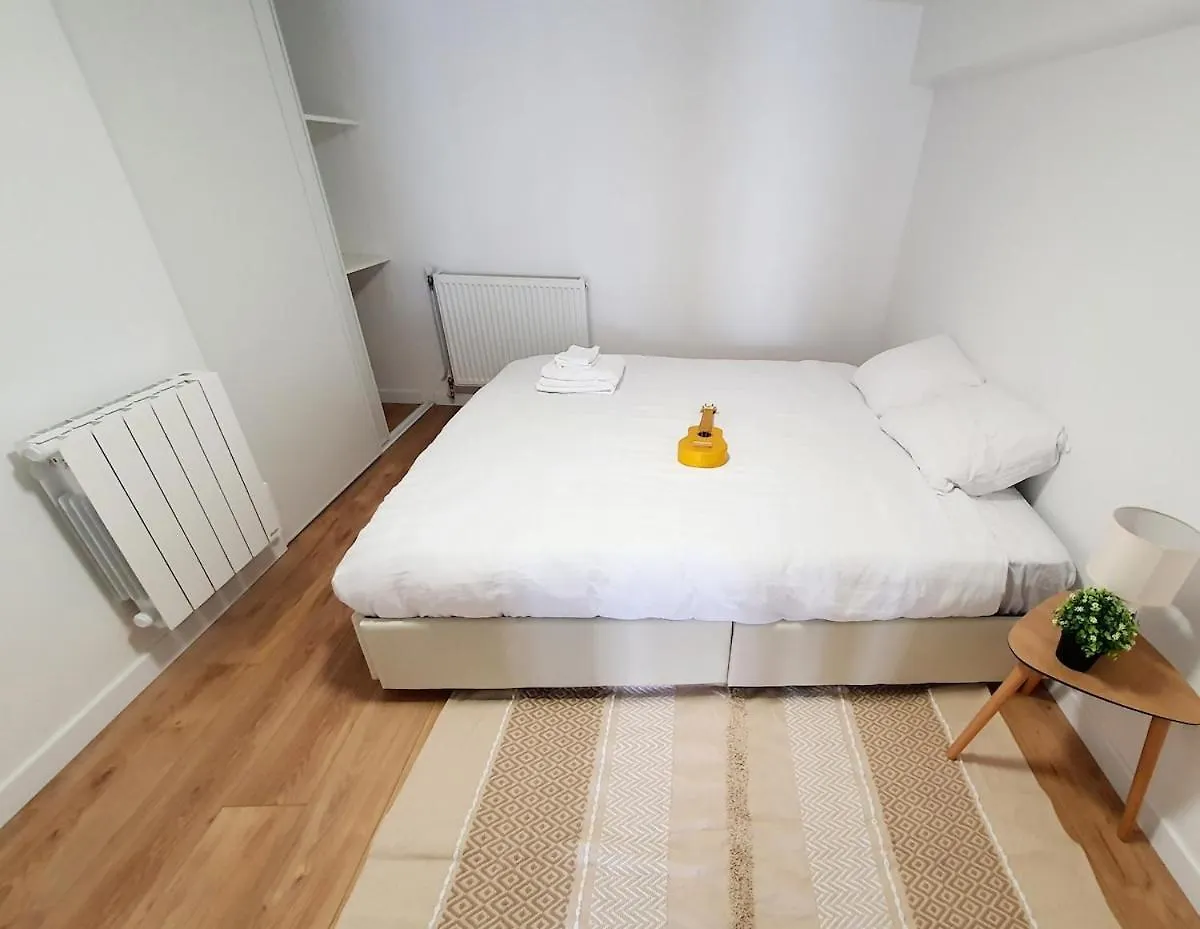 T2 Prive-8Min De Lyon-Parking Prive-Terrasse Apartment Irigny