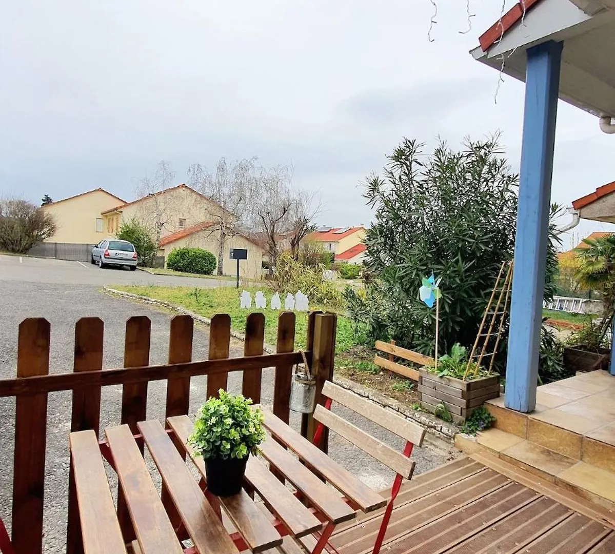 T2 Prive-8Min De Lyon-Parking Prive-Terrasse Apartment Irigny France