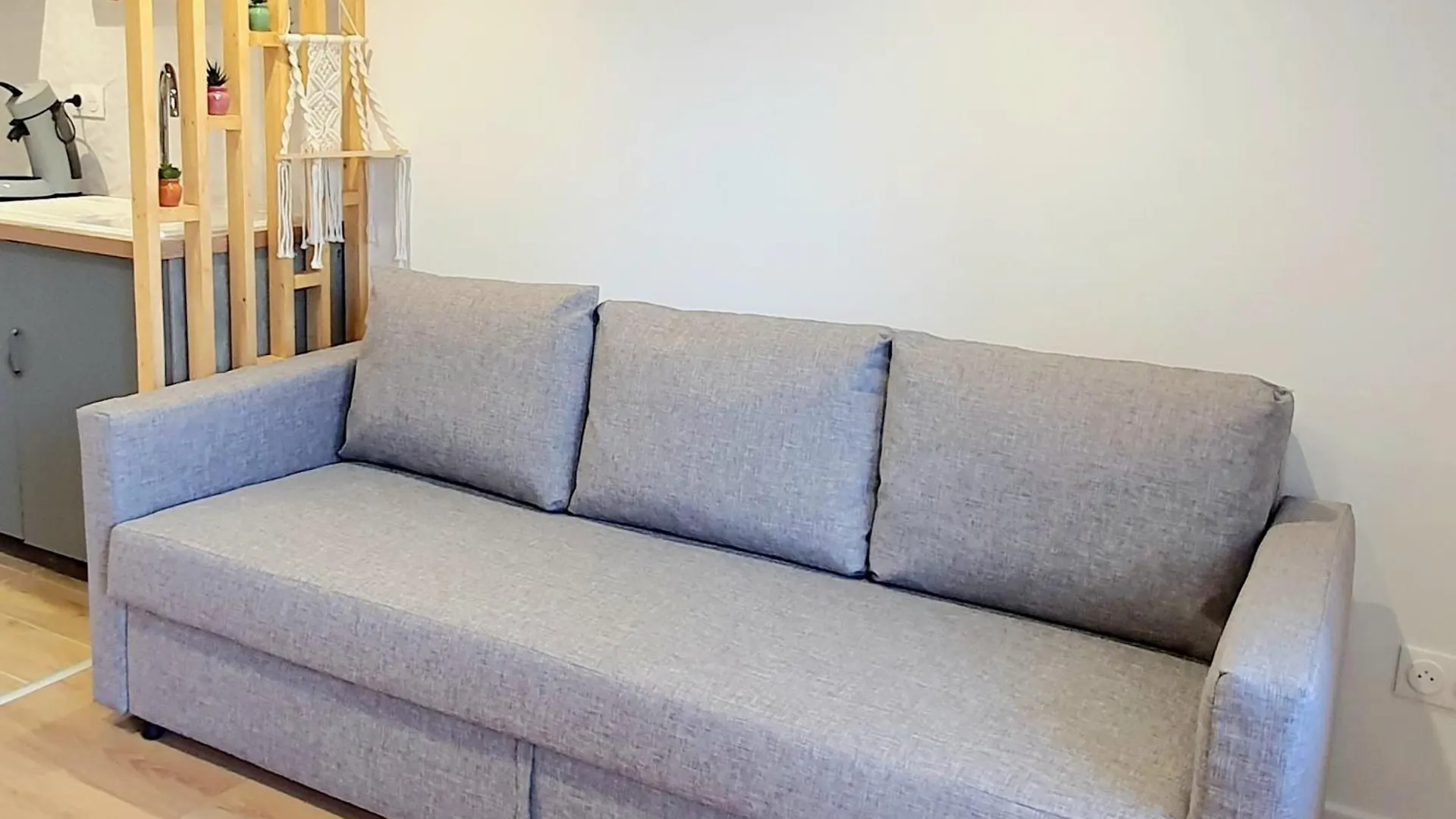 T2 Prive-8Min De Lyon-Parking Prive-Terrasse Apartment Irigny